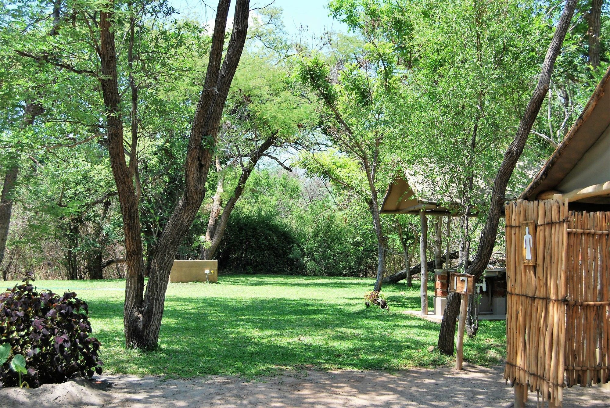 Zambezi Dusk Villa Livingstone Eksteriør billede